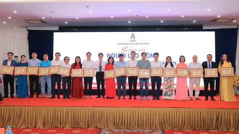 Công đoàn VV88 🎖️ Link Trang Chủ Nhà Cái VV88 Cá Cược Thể Thao tham gia chuỗi hoạt động Tháng Công nhân năm 2026
