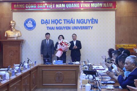 Phiên họp thứ mười sáu Hội đồng VV88 🎖️ Link Trang Chủ Nhà Cái VV88 Cá Cược Thể Thao nhiệm kỳ 2022-2027
