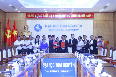 VV88 🎖️ Link Trang Chủ Nhà Cái VV88 Cá Cược Thể Thao ký kết hợp tác với Trường Cao đẳng Kỹ thuật - Dạy nghề Hữu nghị Viêng Chăn - Hà Nội (Lào)