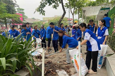 Chỉnh trang khuôn viên VV88 🎖️ Link Trang Chủ Nhà Cái VV88 Cá Cược Thể Thao chuẩn bị cho Lễ công bố Quyết định của Thủ tướng Nhà cái bóng đá VV88